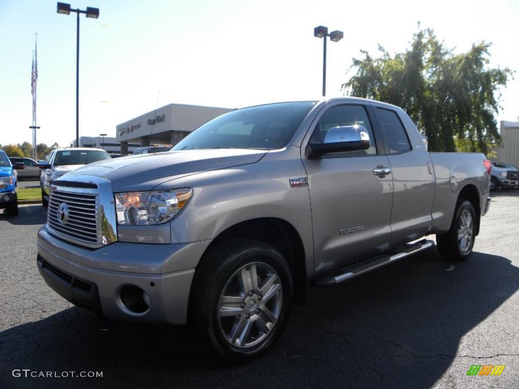 2010 Tundra Limited Double Cab 4x4 - Silver Sky Metallic / Graphite Gray photo #6