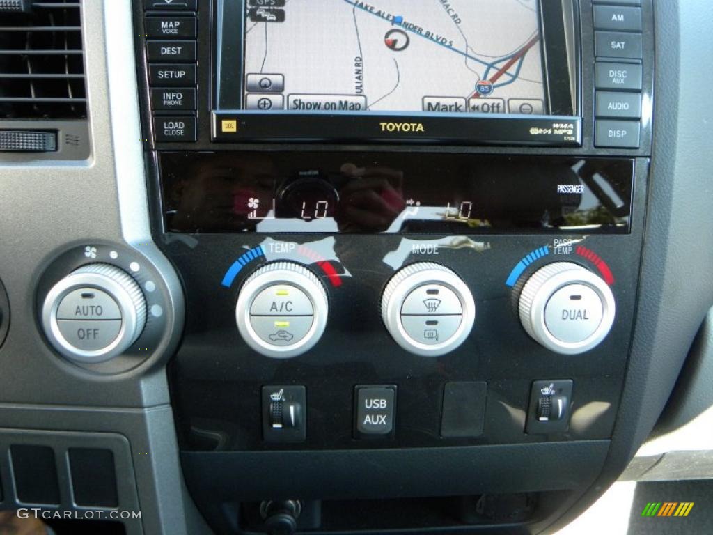 2010 Toyota Tundra Limited Double Cab 4x4 Controls Photo #38980027