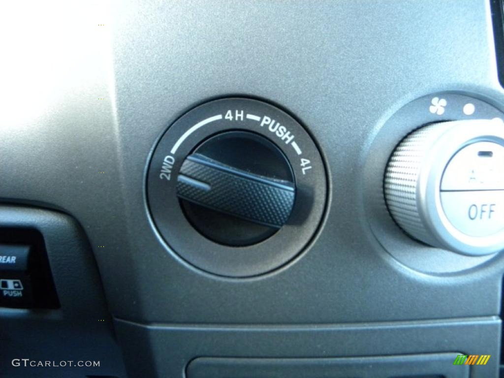 2010 Toyota Tundra Limited Double Cab 4x4 Controls Photo #38980067