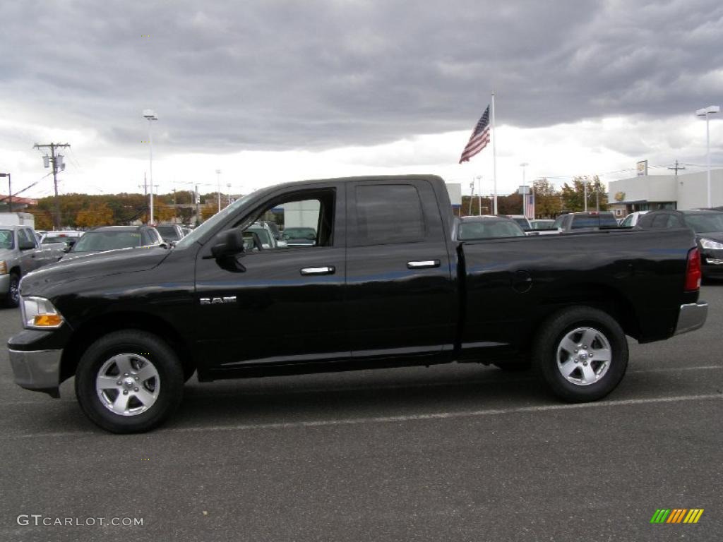 2009 Ram 1500 SLT Quad Cab 4x4 - Brilliant Black Crystal Pearl / Dark Slate/Medium Graystone photo #4