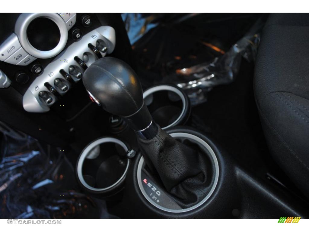 2007 Cooper S Hardtop - Mellow Yellow / Carbon Black/Black photo #15