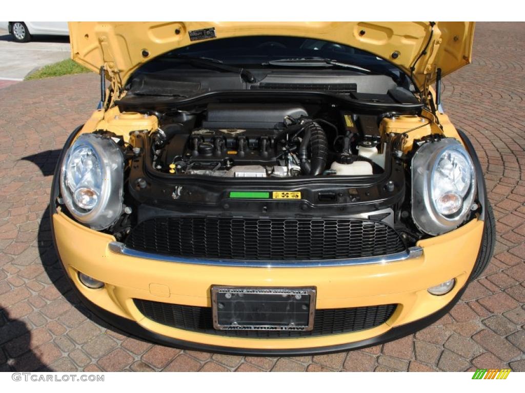 2007 Cooper S Hardtop - Mellow Yellow / Carbon Black/Black photo #19