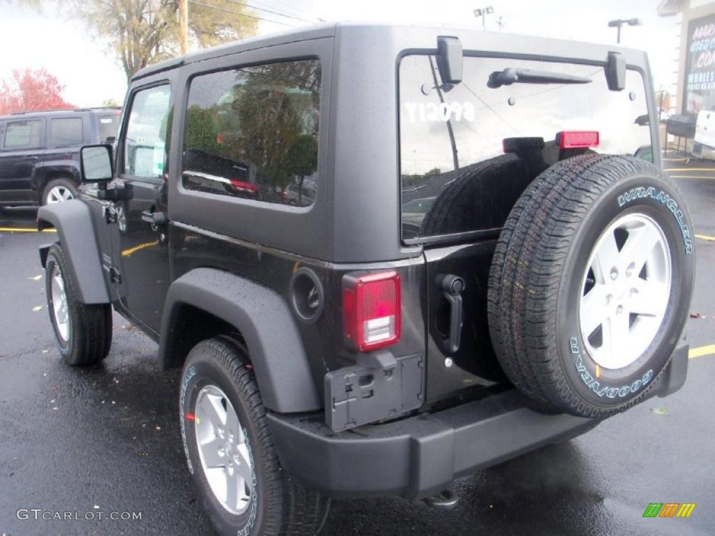2011 Wrangler Sport S 4x4 - Black / Black photo #9