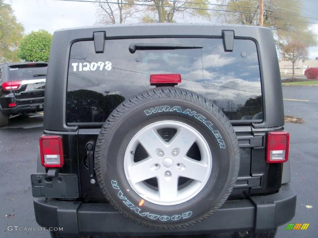 2011 Wrangler Sport S 4x4 - Black / Black photo #10
