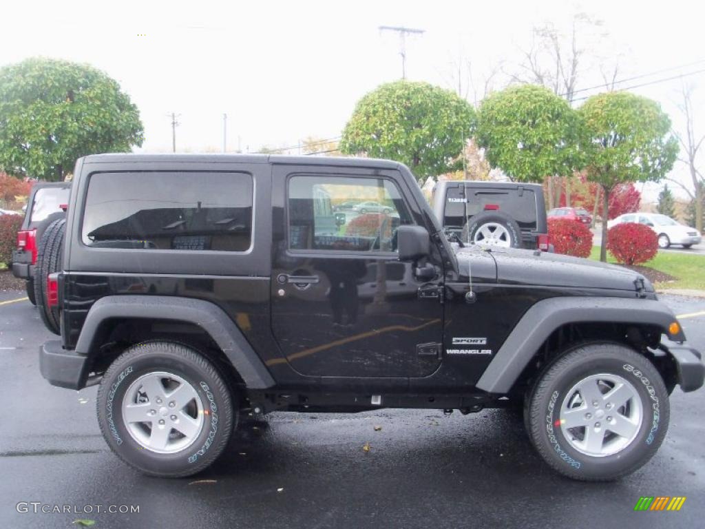 2011 Wrangler Sport S 4x4 - Black / Black photo #12