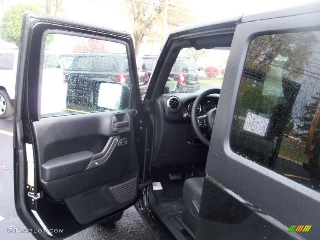 2011 Wrangler Sport S 4x4 - Black / Black photo #17
