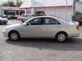 Lunar Mist Metallic - Camry LE Photo No. 5
