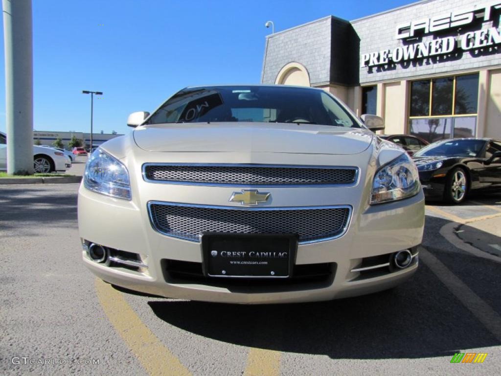 2010 Malibu LTZ Sedan - Gold Mist Metallic / Cocoa/Cashmere photo #2