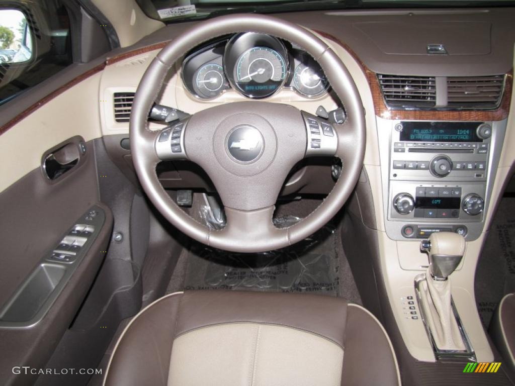 2010 Chevrolet Malibu LTZ Sedan Cocoa/Cashmere Steering Wheel Photo #38987673