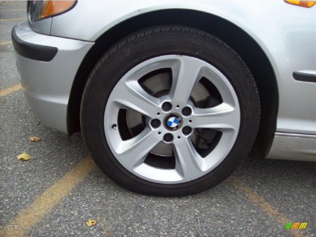 2005 BMW 3 Series 330xi Sedan Wheel Photo #38988269