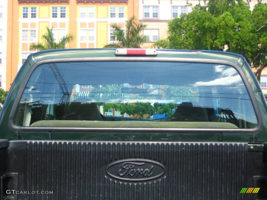 2000 F350 Super Duty Lariat Crew Cab Dually - Woodland Green Metallic / Medium Parchment photo #30