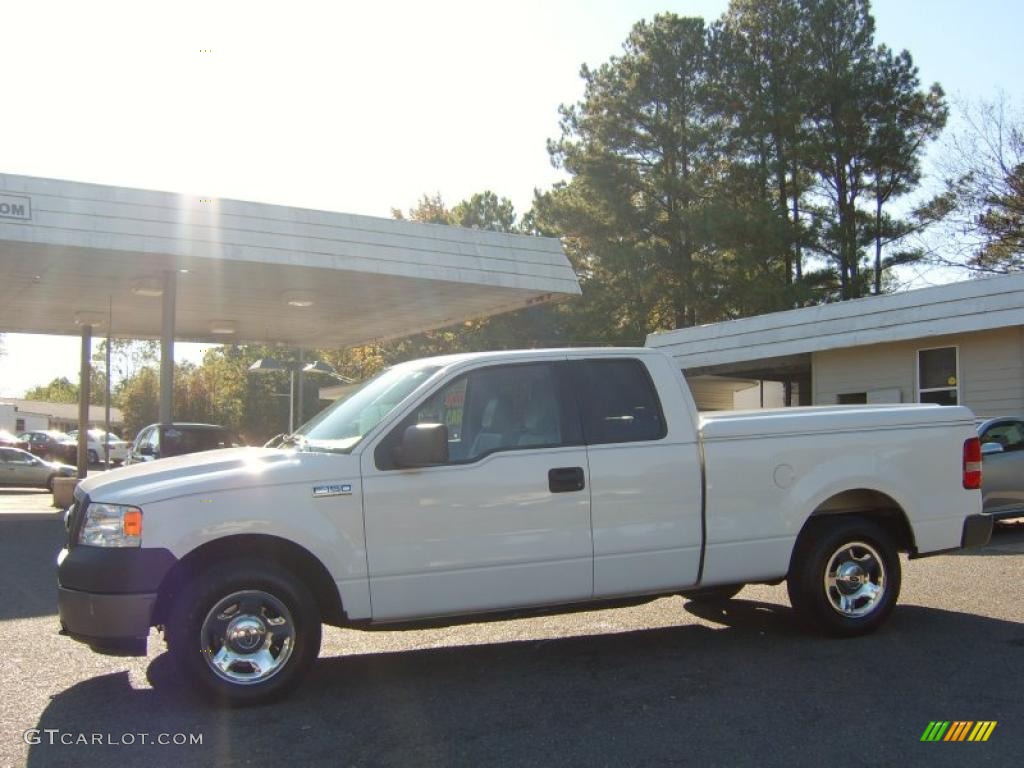 2006 F150 XL SuperCab - Oxford White / Medium/Dark Flint photo #5