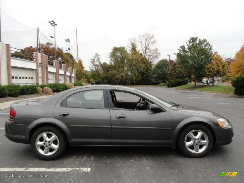 Graphite Metallic 2004 Dodge Stratus ES Sedan Exterior Photo #38990737