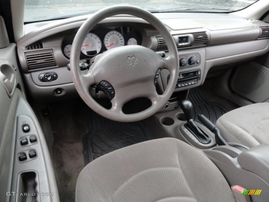 Dark Slate Gray Interior 2004 Dodge Stratus ES Sedan Photo #38990781