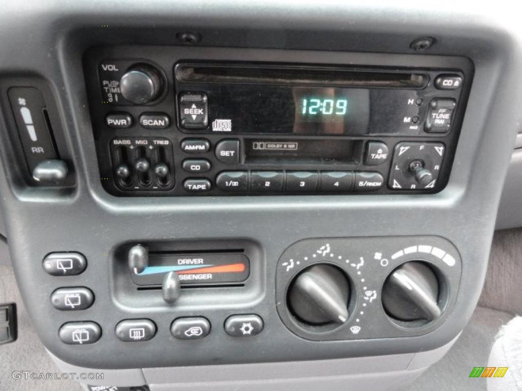 2000 Dodge Grand Caravan Sport Controls Photos