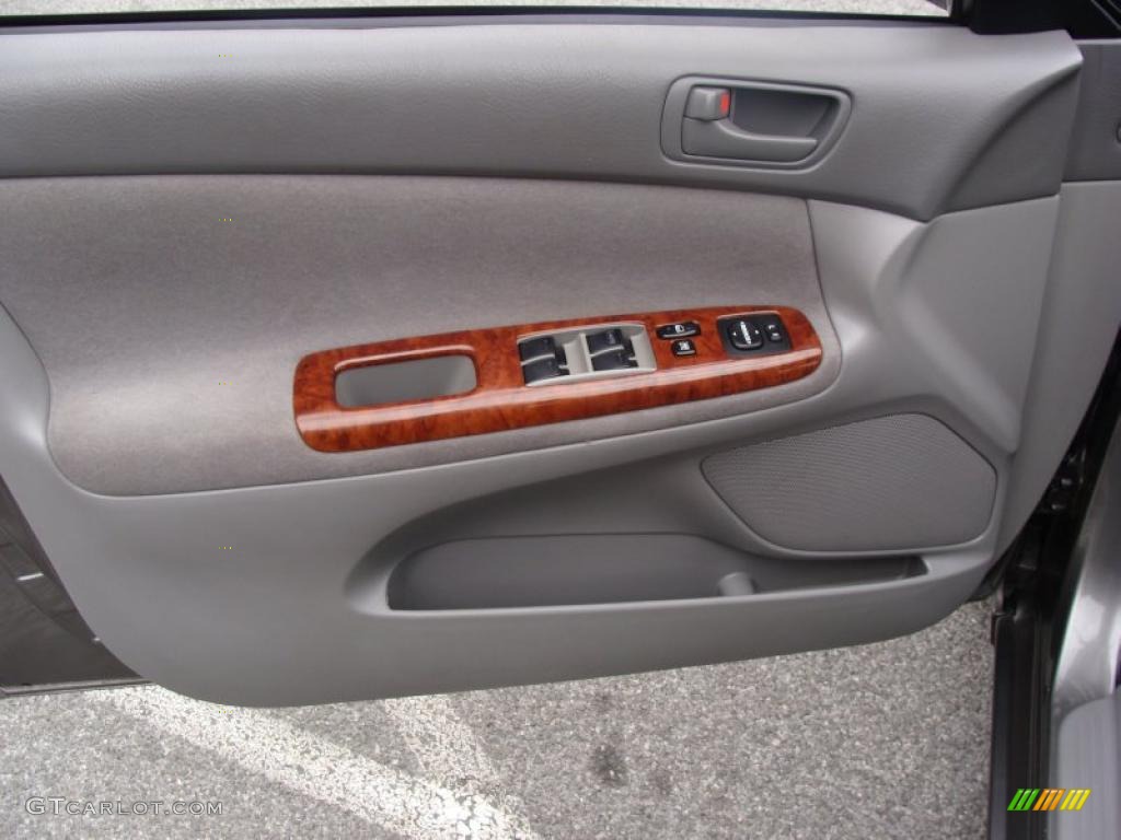2003 Toyota Camry LE V6 Stone Door Panel Photo #38991953