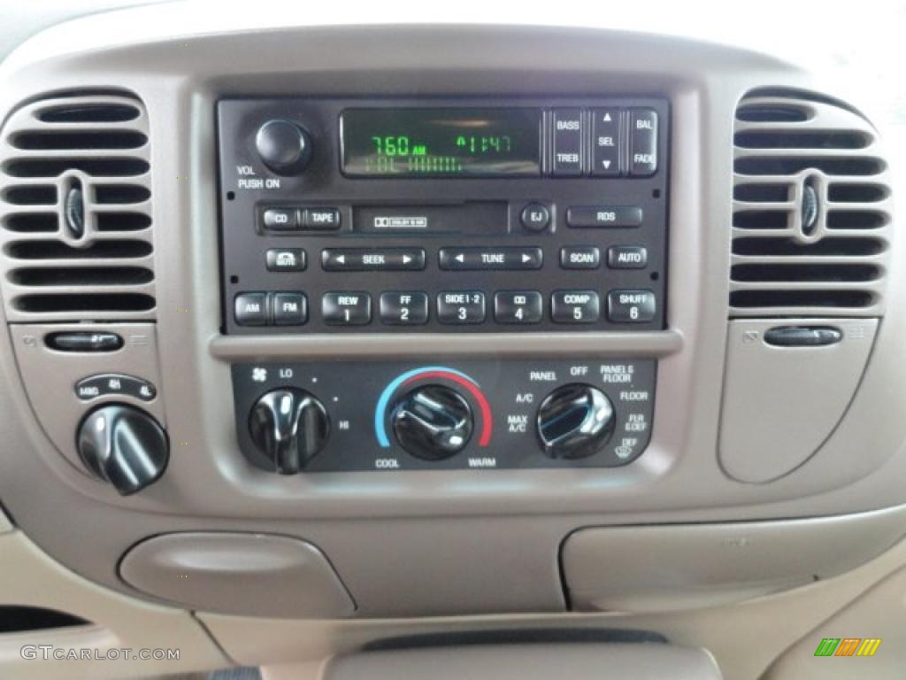1999 Ford Expedition XLT 4x4 Controls Photo #38991961