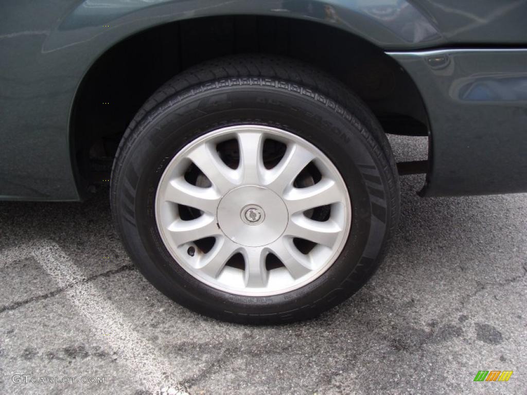 2003 Chrysler Town & Country LX Wheel Photo #38992141