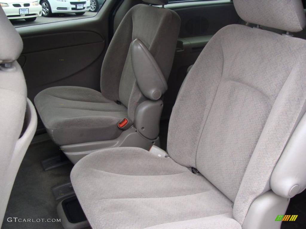 Taupe Interior 2003 Chrysler Town & Country LX Photo #38992234