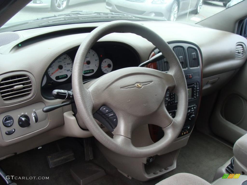 2003 Chrysler Town & Country LX Taupe Dashboard Photo #38992273