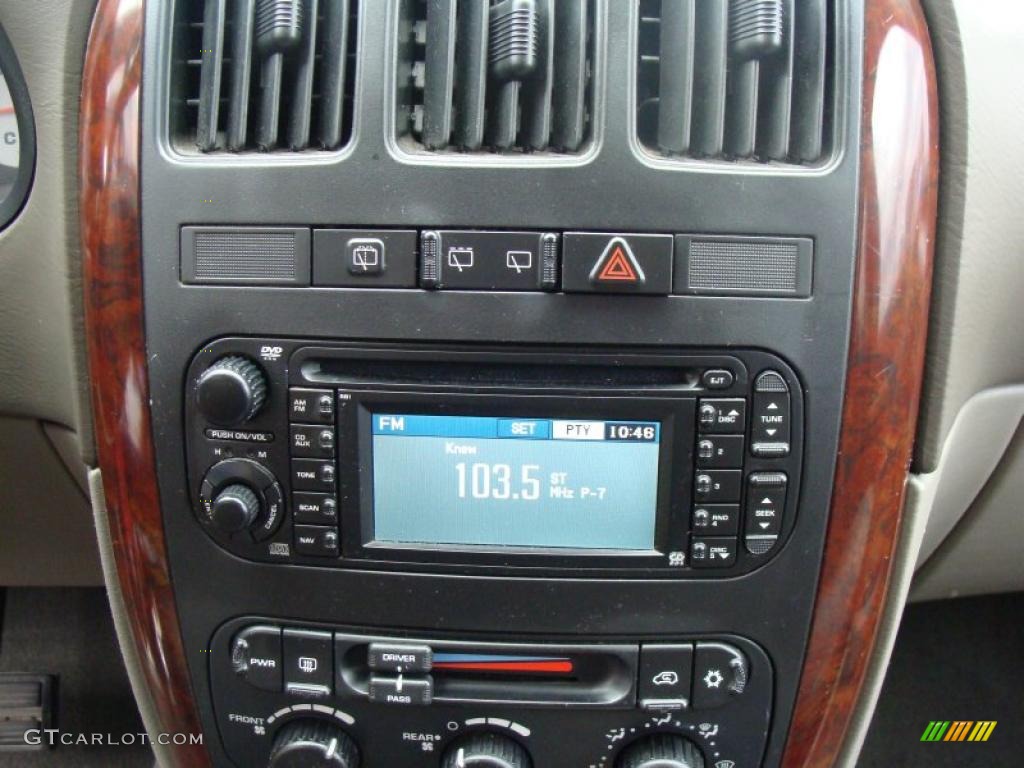 2003 Chrysler Town & Country LX Controls Photo #38992285
