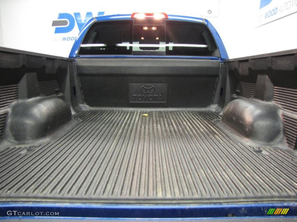 2008 Tundra SR5 Double Cab 4x4 - Blue Streak Metallic / Black photo #16