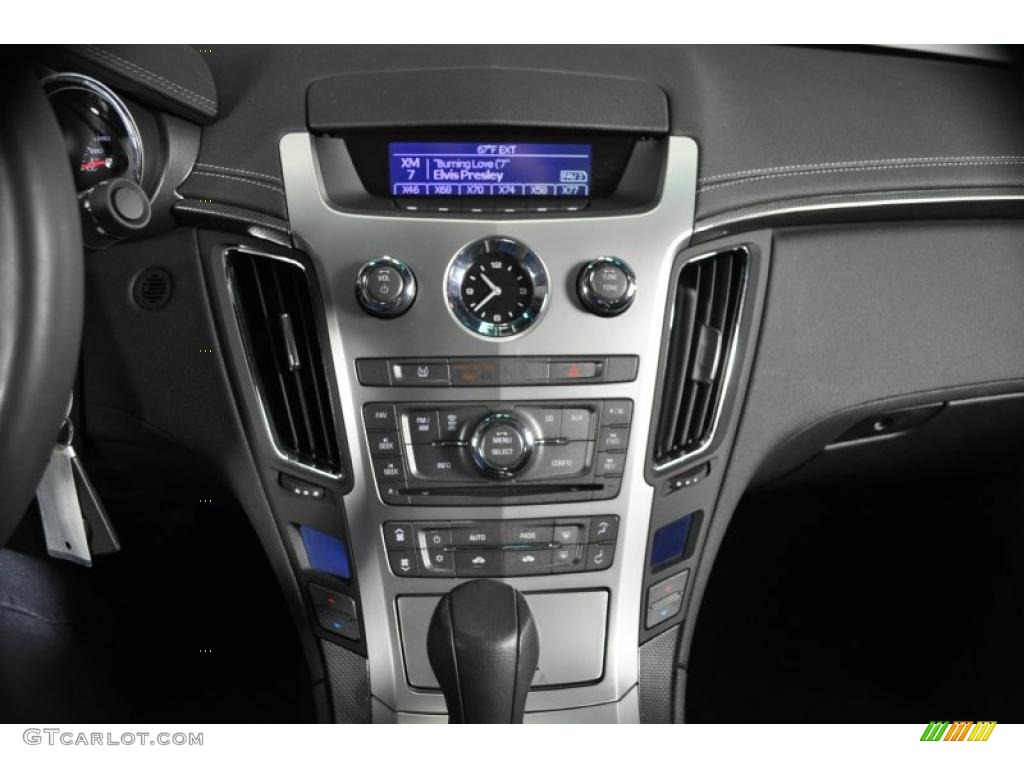 2009 Cadillac CTS Sedan Controls Photo #38993629