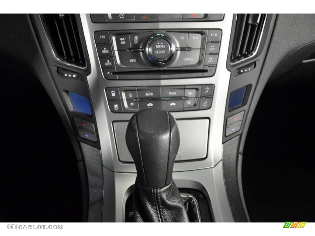 2009 Cadillac CTS Sedan Controls Photo #38993637
