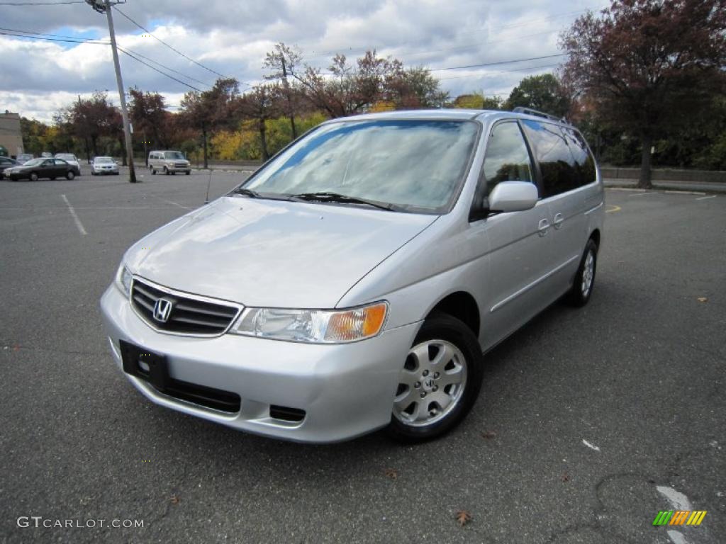 Starlight Silver Metallic Honda Odyssey