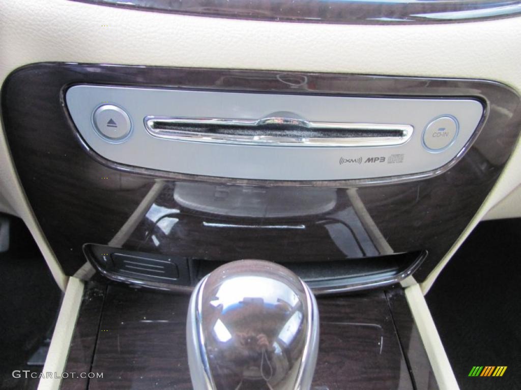 2009 Genesis 3.8 Sedan - Platinum Metallic / Beige photo #8