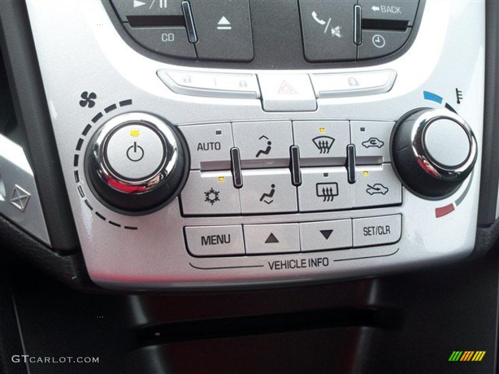 2011 GMC Terrain SLE Controls Photo #38994774