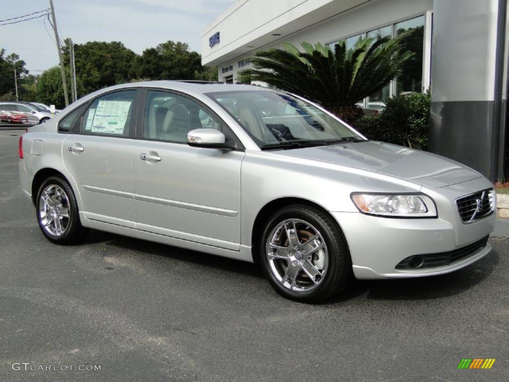 Electric Silver Metallic 2010 Volvo XC70 T6 AWD Exterior Photo #38996270