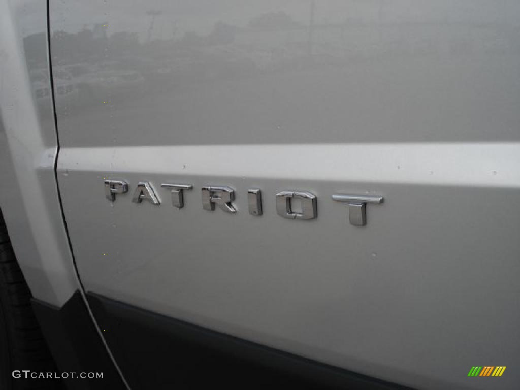 2011 Jeep Patriot Latitude 4x4 Marks and Logos Photo #38997106