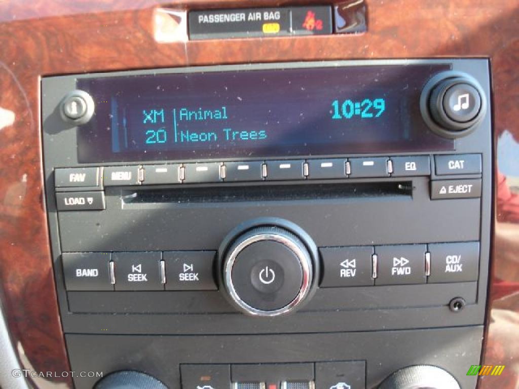 2009 Chevrolet Impala LTZ Controls Photo #38998538