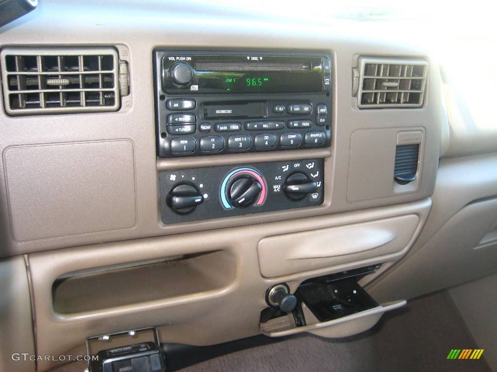 2000 F350 Super Duty Lariat Crew Cab Dually - Woodland Green Metallic / Medium Parchment photo #49