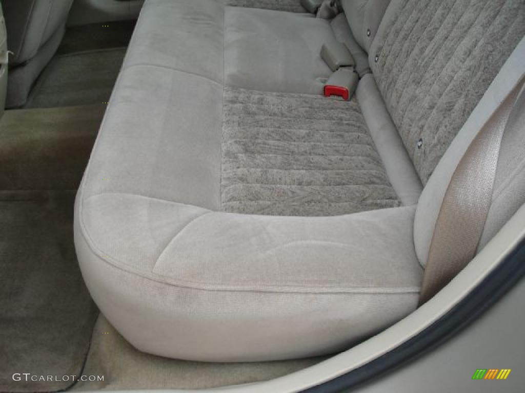 Neutral Beige Interior 2003 Chevrolet Impala LS Photo #38999282