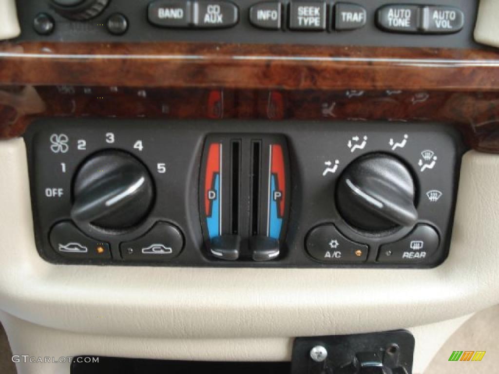 2003 Impala LS - Sandrift Metallic / Neutral Beige photo #22