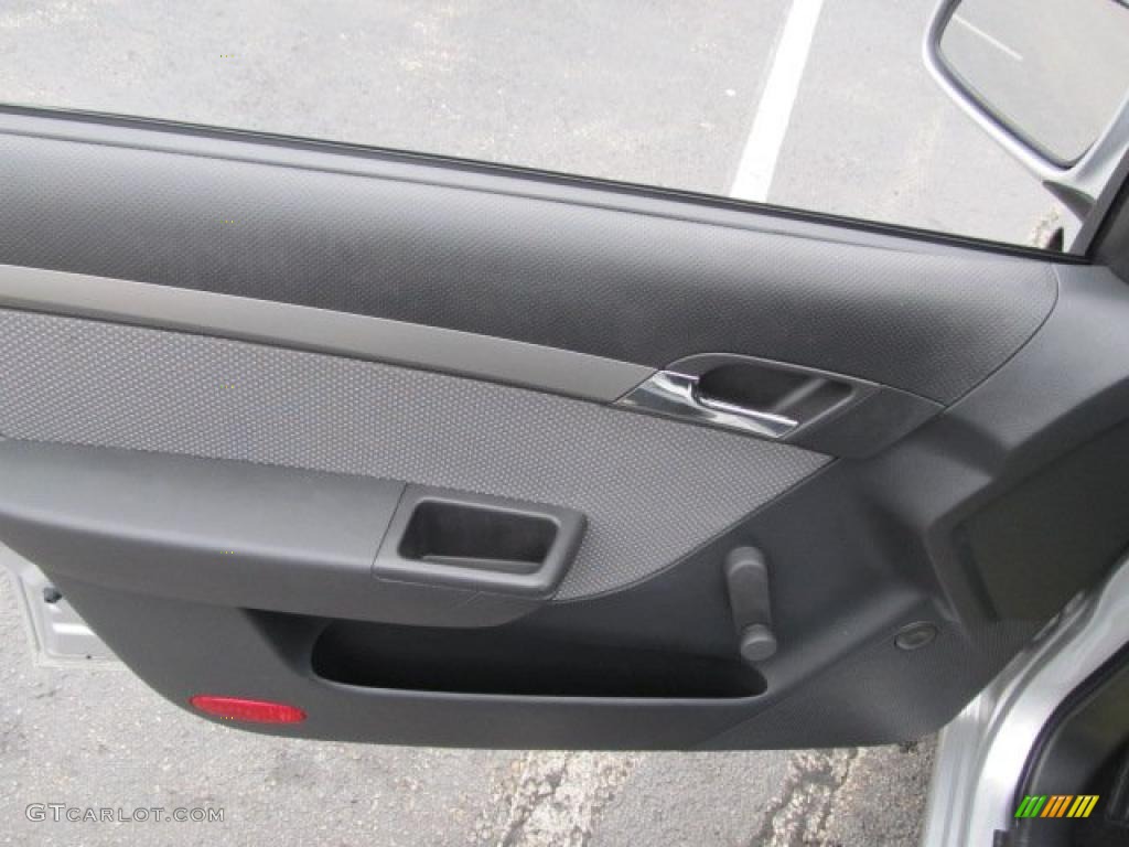 2009 Chevrolet Aveo Aveo5 LS Door Panel Photos
