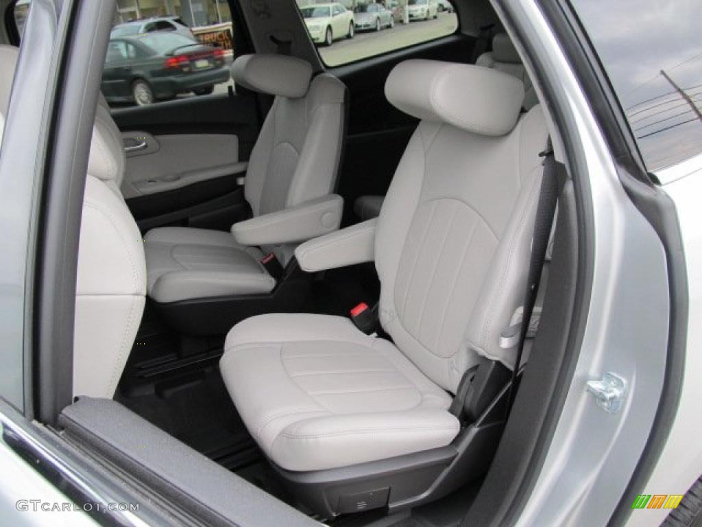 Light Gray/Ebony Interior 2011 Chevrolet Traverse LTZ AWD Photo #39001438