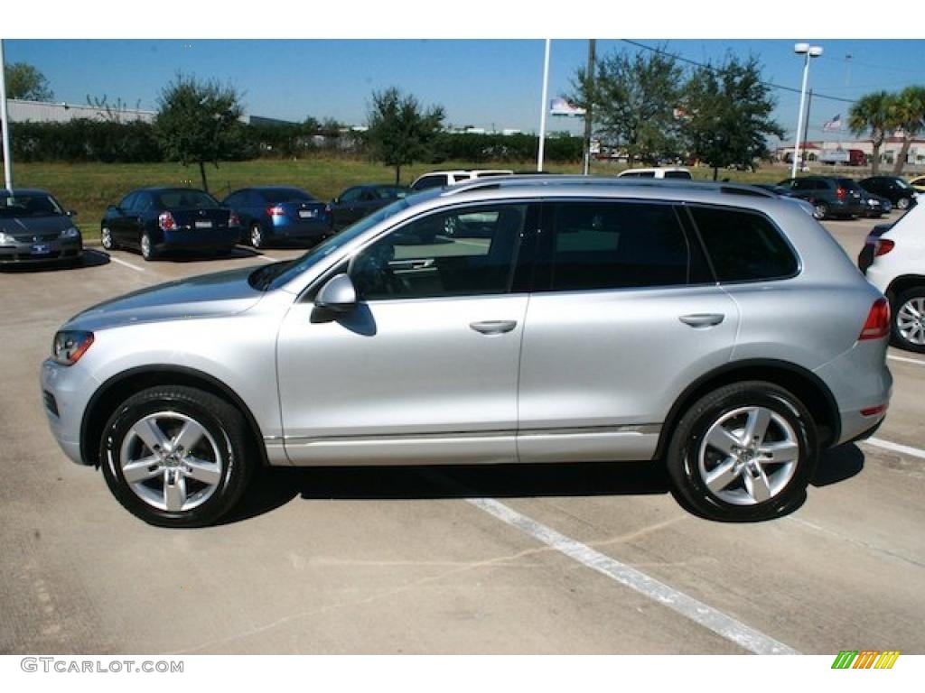 Cool Silver Metallic 2011 Volkswagen Touareg VR6 FSI Lux 4XMotion Exterior Photo #39003854