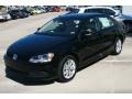 Black - Jetta SE Sedan Photo No. 3