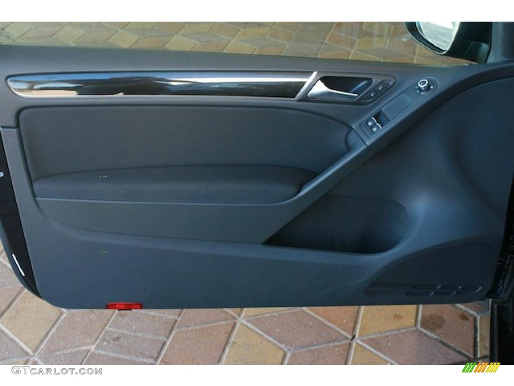2011 Volkswagen GTI 2 Door Interlagos Plaid Cloth Door Panel Photo #39004618