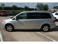 Mercury Silver Metallic - Routan SE Photo No. 11