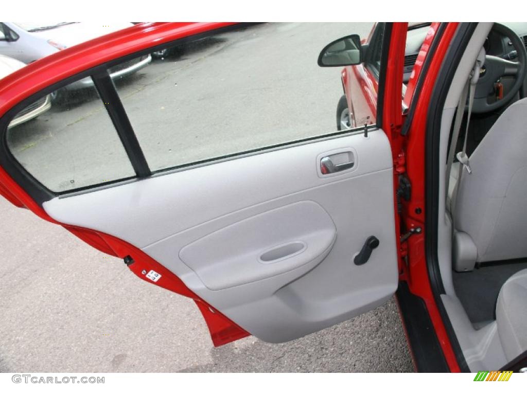 2007 Chevrolet Cobalt LS Sedan Gray Door Panel Photo #39005430