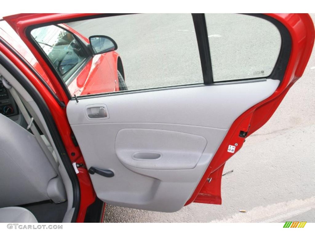 2007 Chevrolet Cobalt LS Sedan Gray Door Panel Photo #39005434