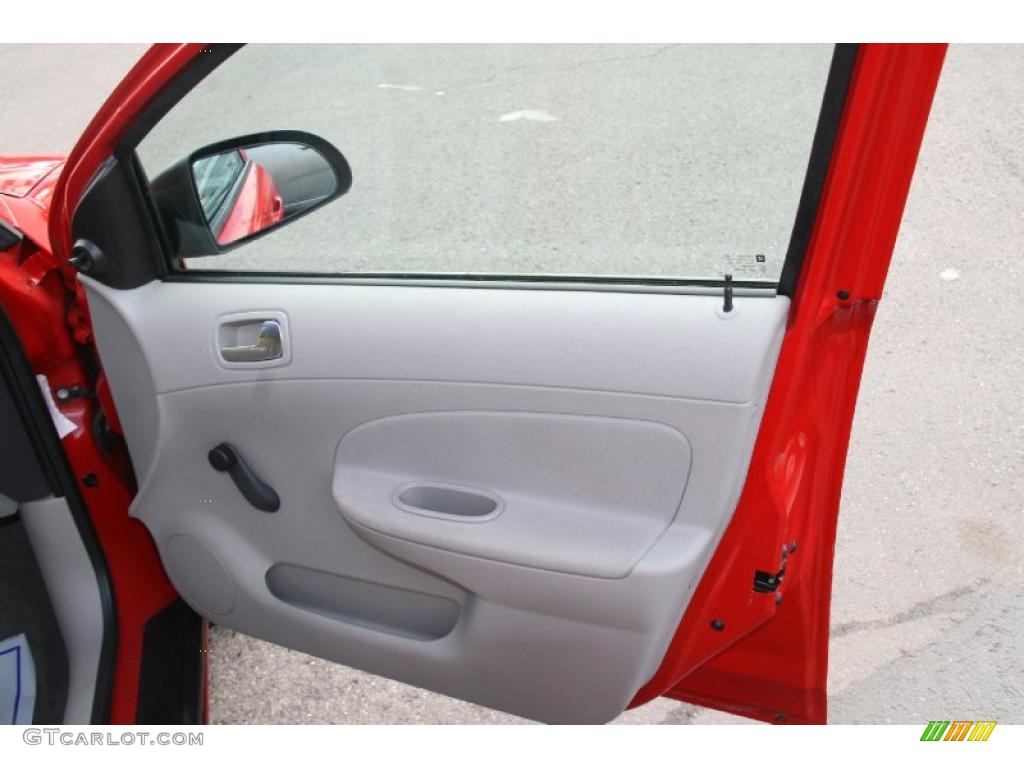 2007 Chevrolet Cobalt LS Sedan Gray Door Panel Photo #39005438