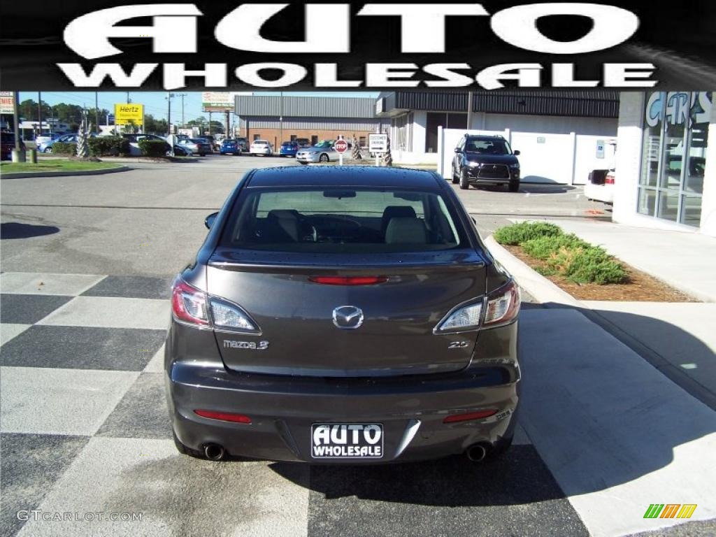 2010 MAZDA3 s Sport 4 Door - Graphite Mica / Black photo #3
