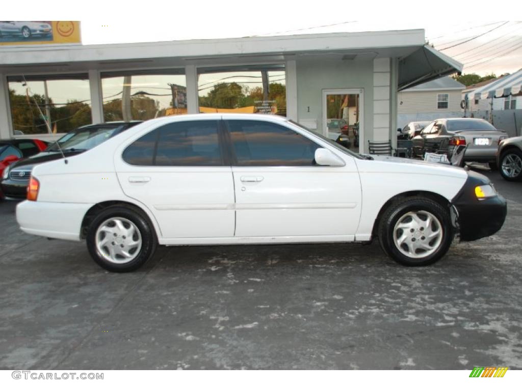 1998 Altima GXE - Cloud White / Tan photo #7