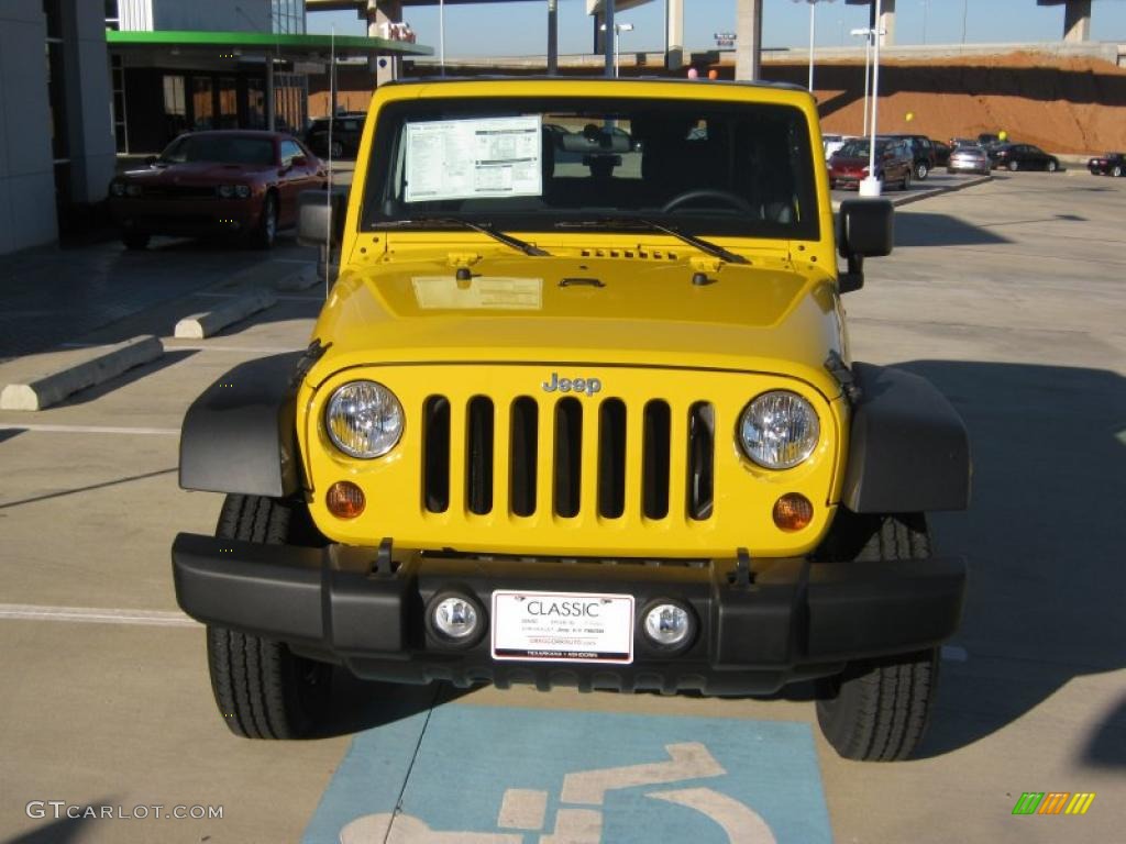 2011 Wrangler Sport 4x4 - Detonator Yellow / Black photo #8