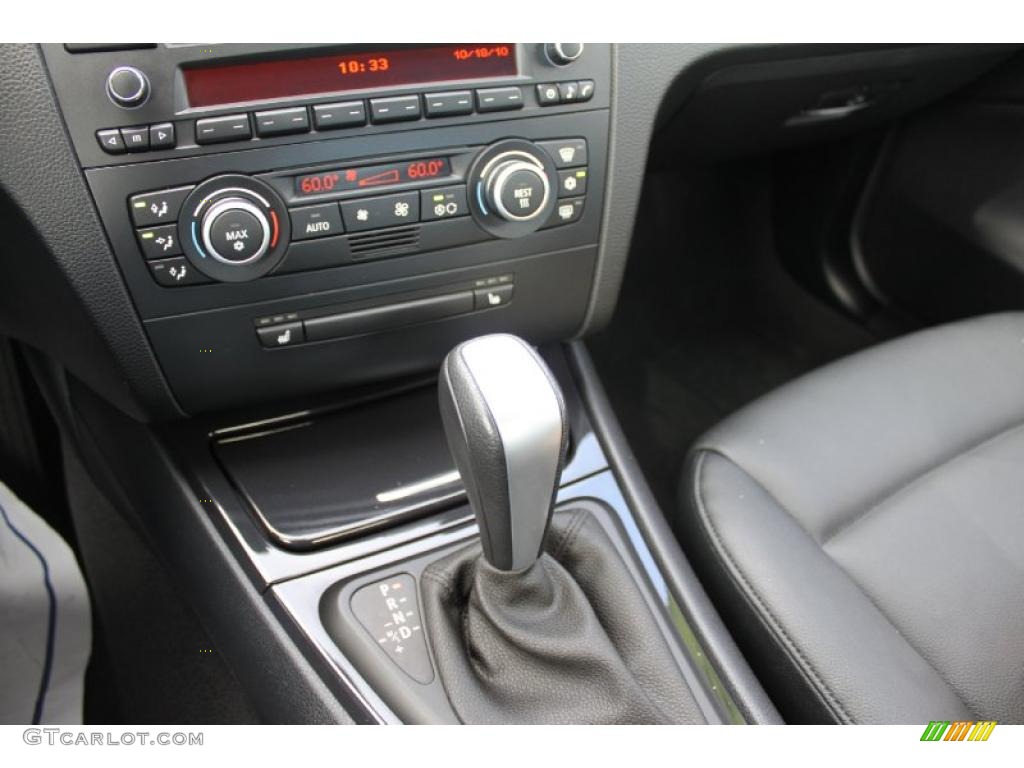 2009 BMW 1 Series 128i Coupe Controls Photo #39012551